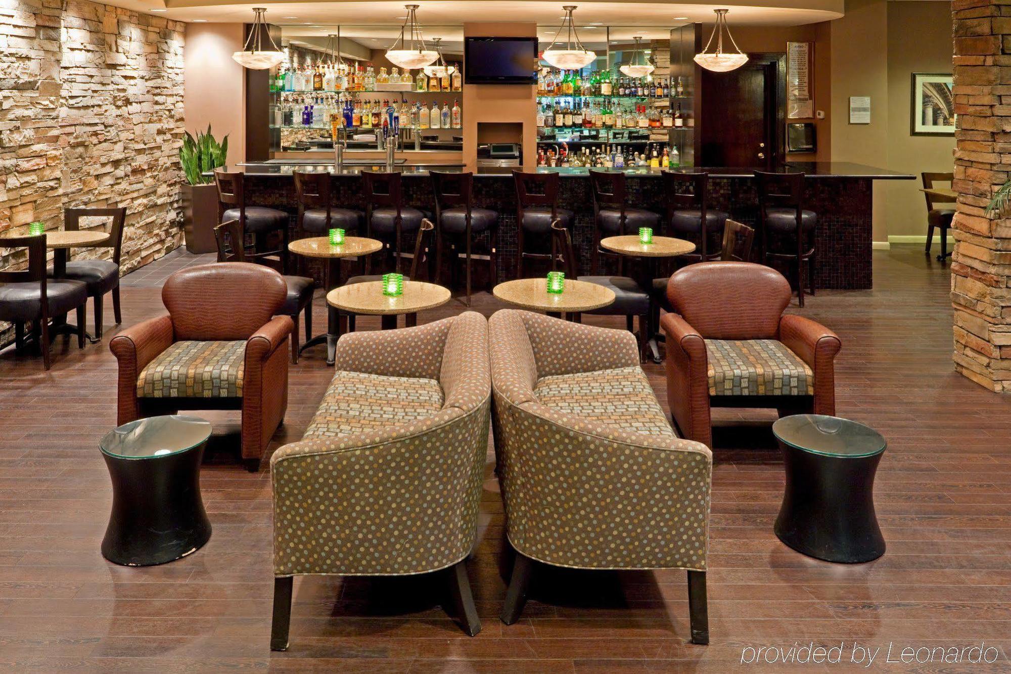 Holiday Inn Austin -Town Lake By Ihg Exterior foto